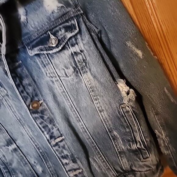 KanCan Denim Jean Jacket Women's Size S Destroyed Distressed Style KC5007M EUC - Picture 3 of 10
